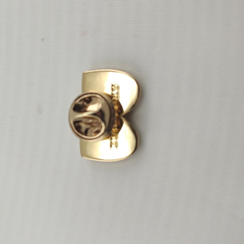 Authentic Burberry Gold Comedy and Tragedy Mask Pin - Picture 3 of 3